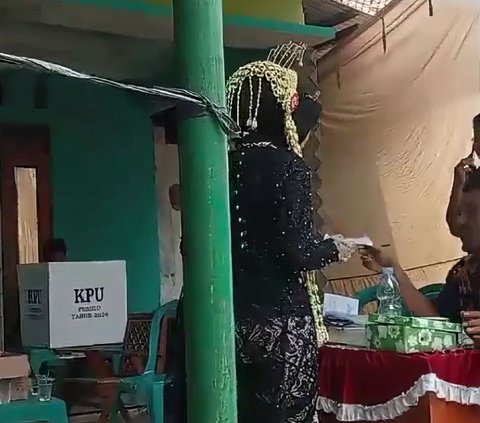 Miscellaneous Elections: Mistaken for Cosplay, Bride with Makeup and Complete Bridal Clothes Leaves Reception for Voting