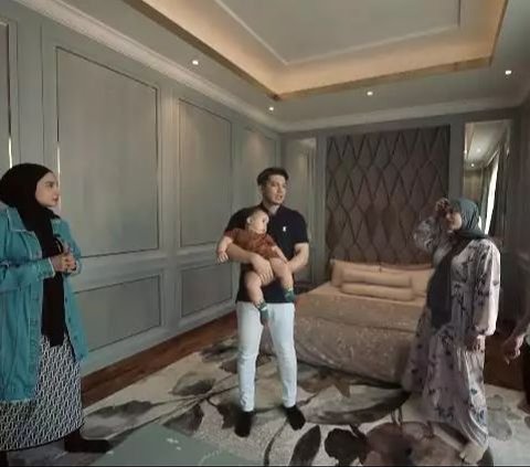 Having a Walk-in Closet in the Bedroom, Zaskia Sungkar and Irwansyah Still Sleep 'Cuddled'