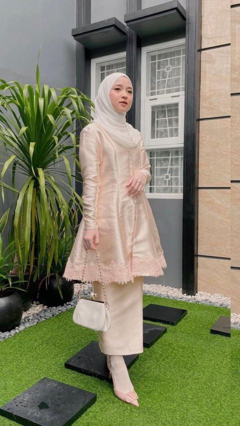 Baju Kurung Melayu Model A Line, Tampak Lebih Modis<br>