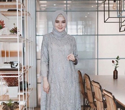 17 Rekomendasi Baju Kurung Modern yang Memukau untuk Acara Pesta