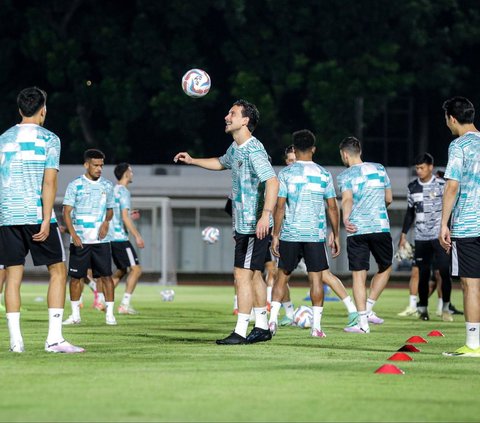 FOTO: Wajib Menang, Begini Semangat Timnas Indonesia Matangkan Kekuatan Lawan Vietnam