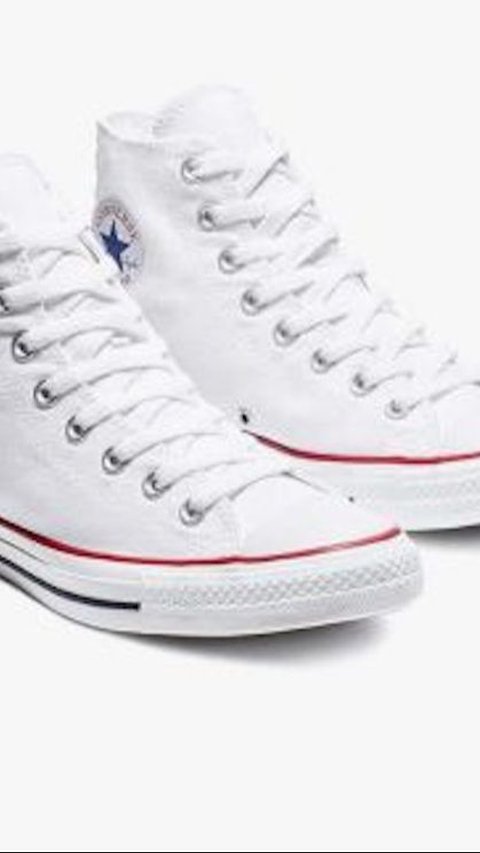 <b>Series Chuck Taylor All Star Canvas dari Converse</b>