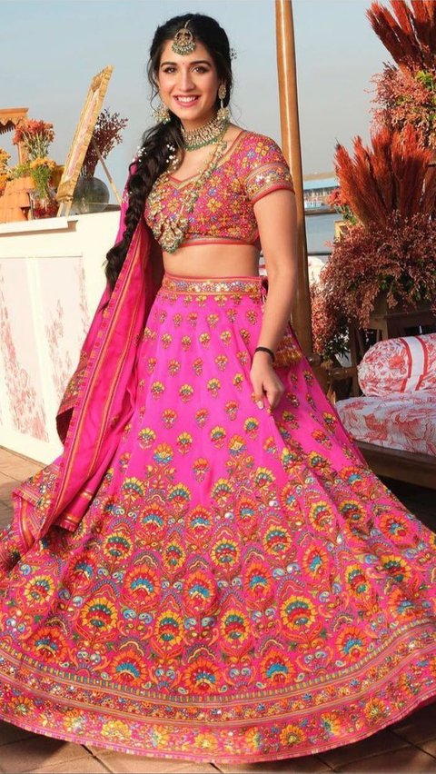 The prospective wife of Anant Ambani is also known as a skilled Bharatanatyam dancer.