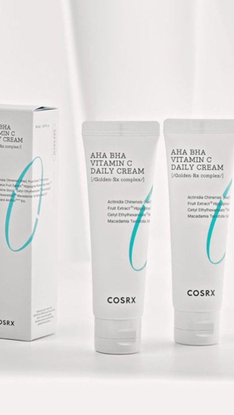 10. COSRX Refresh AHA BHA Vitamin C Daily Cream<br>