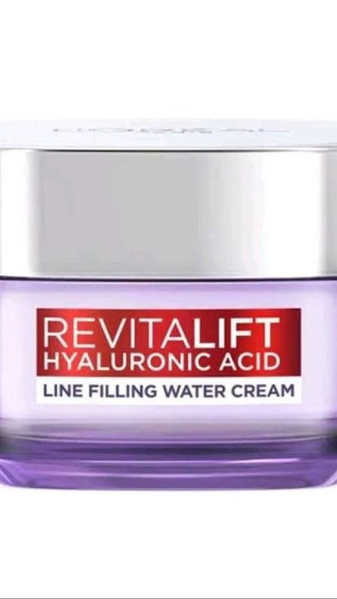 13. L’Oreal Paris Revitalift Hyaluronic Acid Plumping Moisturizer Day Cream