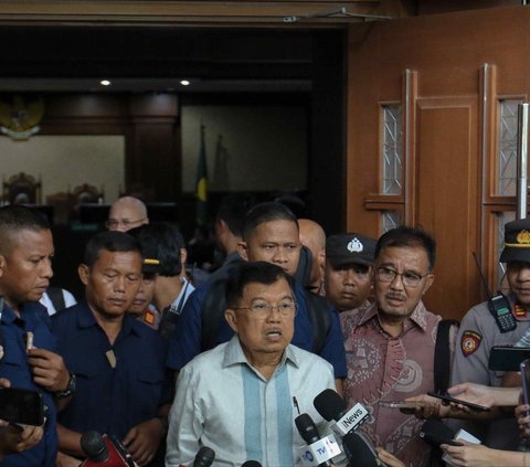 FOTO: Momen JK Jadi Saksi Meringankan di Sidang Eks Dirut Pertamina Karen Agustiawan