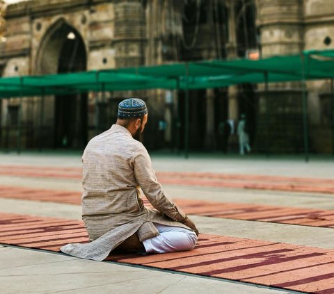 Bacaan Doa Tawasul Hajat dan Keutamaannya, Perlu Diamalkan Umat Muslim