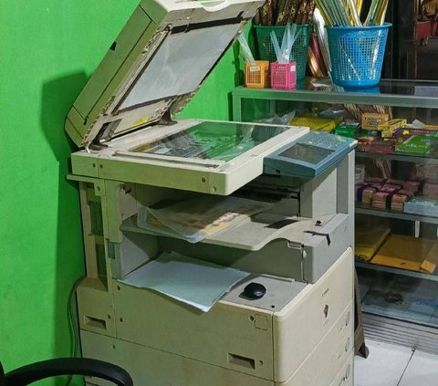 Pria Ini Bagikan Kisahnya Punya Bisnis Fotocopy, Mulai dari Untung Kecil hingga Punya 2 Karyawan