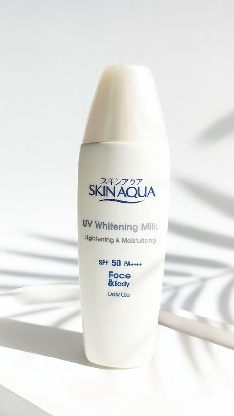 <b>Skin Aqua UV Sunscreen Whitening Milk SPF 50 PA++++</b><br>