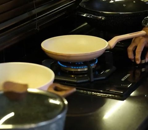 Jarang Dipakai Masak, Begini Penampakan Dapur Wina Natalia yang Mirip Bar Modern