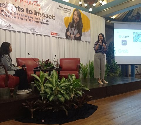 AMA Malang Undang Risa Santoso dalam Seminar Marketing Bertema 