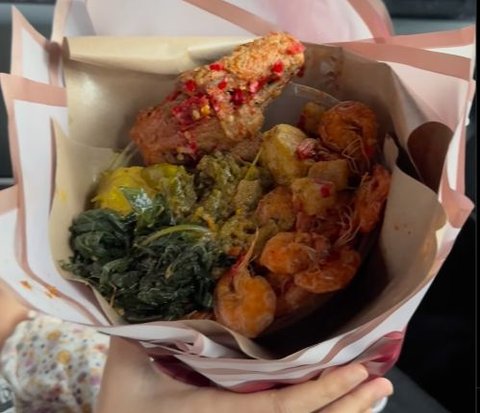 Nasi Padang Made in Bouquet Version like Flowers, Aesthetic and Guaranteed to Make You Full