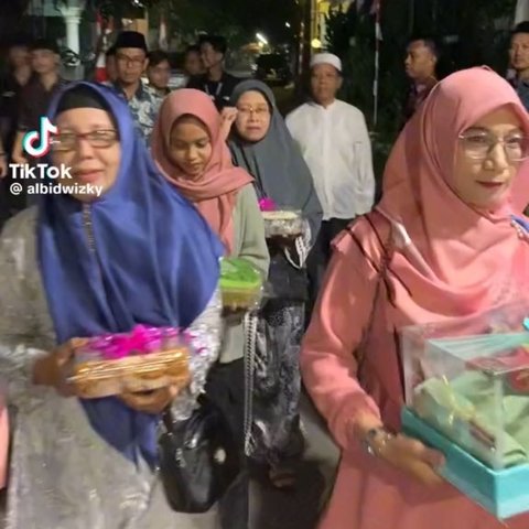 Viral Pria Nikahi Kekasihnya yang Tengah Berjuang Melawan Kanker, Aksinya Tuai Pujian Warganet