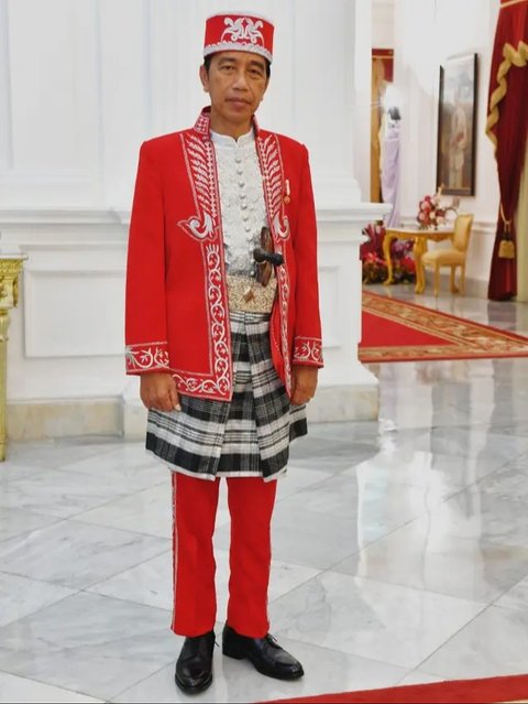 Tahun Terakhir Jadi Presiden, Intip Deretan Baju Adat Jokowi Selama Upacara HUT RI