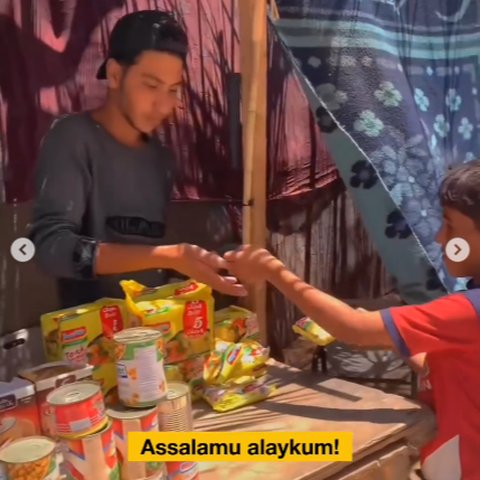 Anak di Gaza Beli Sebungkus Indomie buat Dimakan Berlima Sama Keluarganya, Sikap Seorang Pria & Penjual Ramai Jadi Sorotan