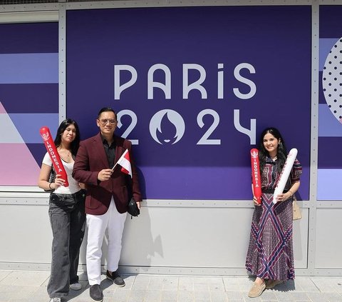 Portrait of AHY and Annisa Pohan Taking Almira to Paris to Watch the 2024 Olympics