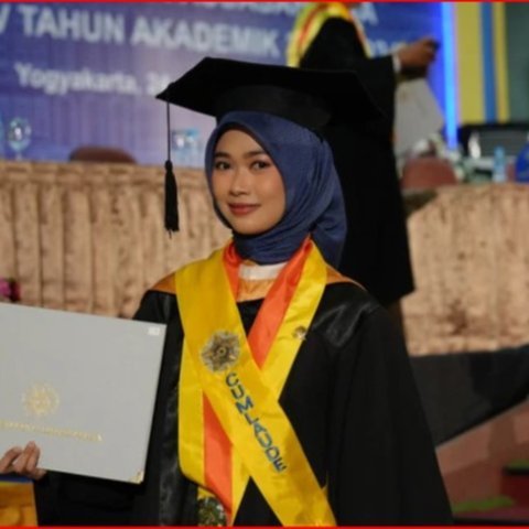 Perempuan Ini Resign dari Pekerjaan Mapan dan Pilih Lanjutkan S2 di UGM Sambil Jalankan Bisnis, Lulus Jadi Wisudawan Terbaik