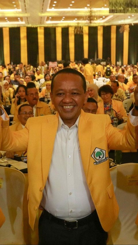 FOTO: Jadi Calon Tunggal Ketua Umum Partai Golkar, Senyum Bahlil Lahadalia Merekah di Munas ke-XI 2024