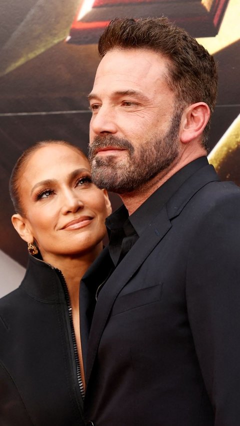 FOTO: Potret Kemesraan Jennifer Lopez dan Ben Affleck yang Tinggal Kenangan Sebelum Bercerai