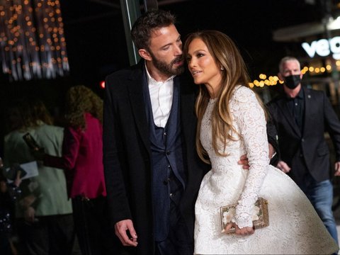 FOTO: Potret Kemesraan Jennifer Lopez dan Ben Affleck yang Tinggal Kenangan Sebelum Bercerai