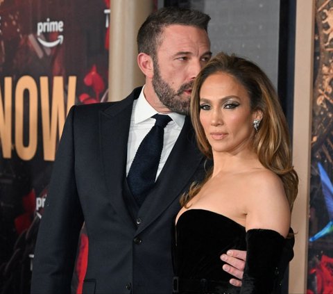 FOTO: Potret Kemesraan Jennifer Lopez dan Ben Affleck yang Tinggal Kenangan Sebelum Bercerai