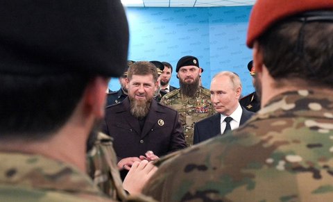 Presiden Putin Sidak Pasukan Chechnya buat Serang Ukraina: Benar-Benar Tak Terkalahkan!