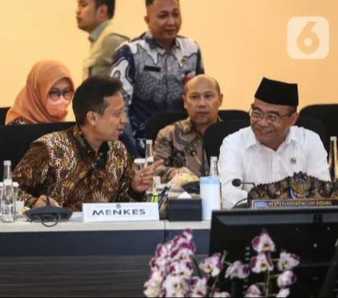 FOTO: Menko PMK Muhadjir Effendy Gelar Rapat Tingkat Menteri Bahas Pencegahan dan Penanganan Pornografi