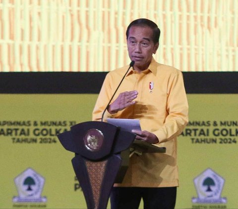 FOTO: Senyum Jokowi di Munas Golkar Sebut “Pohon Beringin Adem dan Sejuk, Saya Merasa Nyaman”