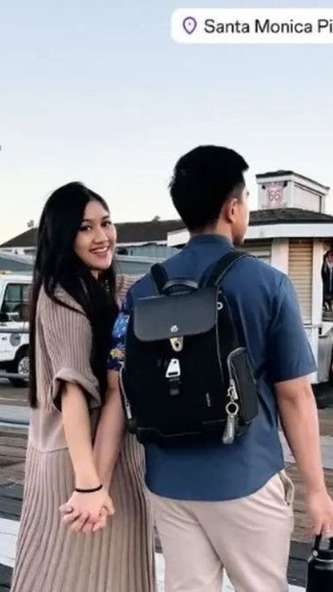 FOTO: Momen Kaesang dan Erina Asyik Jalan-Jalan di California, Beli Stroller dan Roti Jadi Sorotan Harganya Bikin Kaget