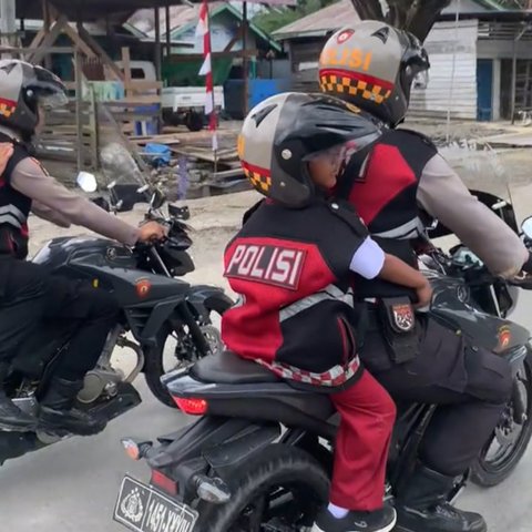 Bocah Ini Diam-diam Pegang Motor Dinas karena Kagum, Respons dari Polisi Tuai Pujian