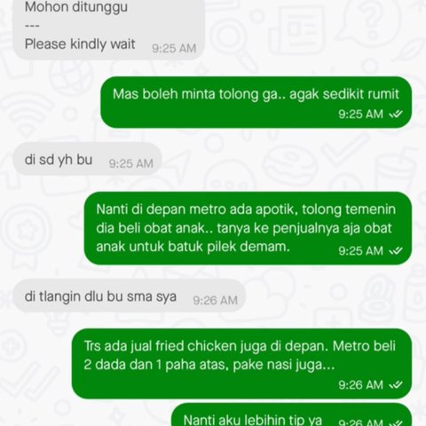 Tak Hanya Antar Jemput, Ibu Ini Manfaatkan Layanan Ojol untuk 'Mengasuh' Anaknya