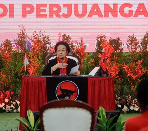 Ketua Umum DPP Partai Demokrasi Indonesia Perjuangan (PDIP) Megawati Soekarnoputri telah mengumumkan 169 bakal calon kepala daerah yang diusung di Pilkada Serentak 2024. Foto: Liputan6.com / Herman Zakharia