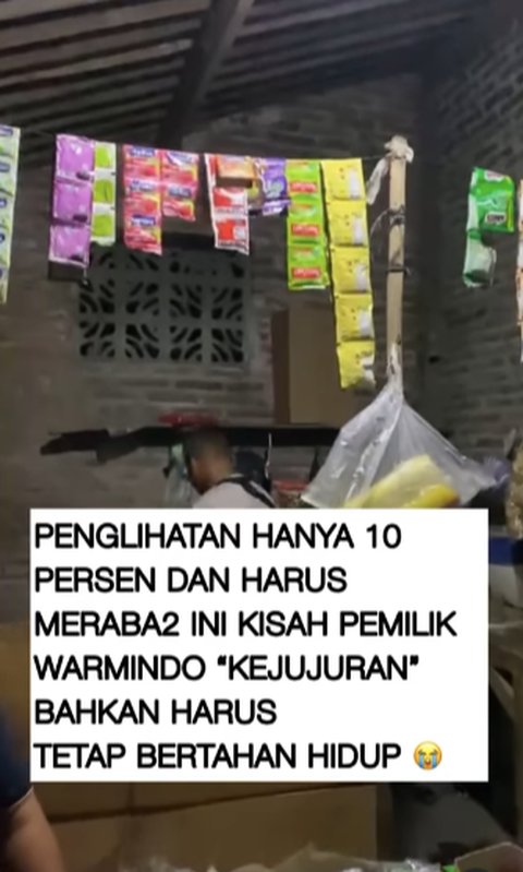 Pria Buka Warung 'Kejujuran', Ternyata Penglihatannya Cuma 10 Persen Hanya Bisa Meraba dan Berjuang Demi Keluarga