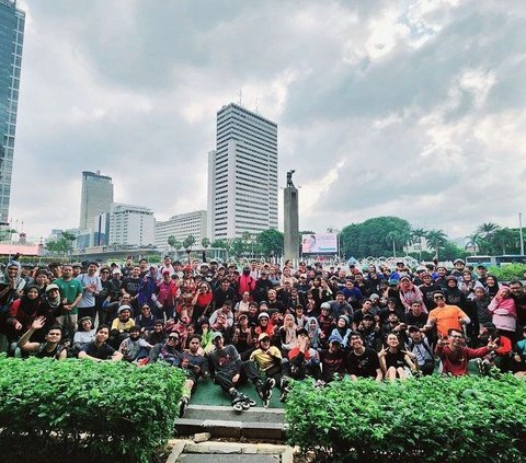 Practicing Roller Skating with the Jakarta Inline Skate Community