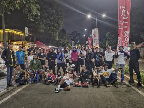 Practicing Roller Skating with the Jakarta Inline Skate Community