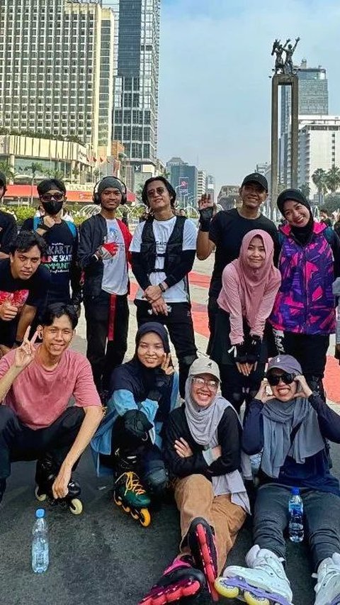 Practicing Roller Skating with the Jakarta Inline Skate Community