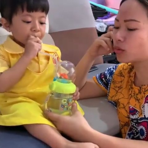 Viral karena Tingkah Lucunya, Ini Deretan Potret Zehan Almira yang Menggemaskan