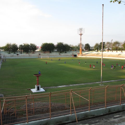 Stadion Gelora 10 November, Saksi Bisu Perkembangan Sepak Bola Surabaya sejak Era Kolonial