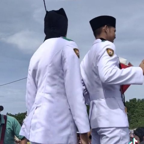 Viral, Ini Momen Penyambutan Fifandra Ardiansyah & Aprillya Putri Paskibraka Nasional Asal Halmahera Barat