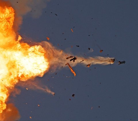 FOTO: Pertempuran Mendebarkan Drone Hizbullah vs Jet Tempur Israel, Langit Perbatasan Lebanon Mencekam!