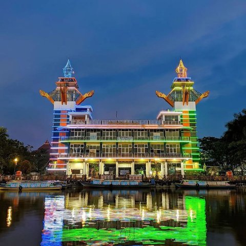 Indahnya Menara Pandang Banjarmasin, Spot Terbaik Menikmati Kota Seribu Sungai dari Ketinggian