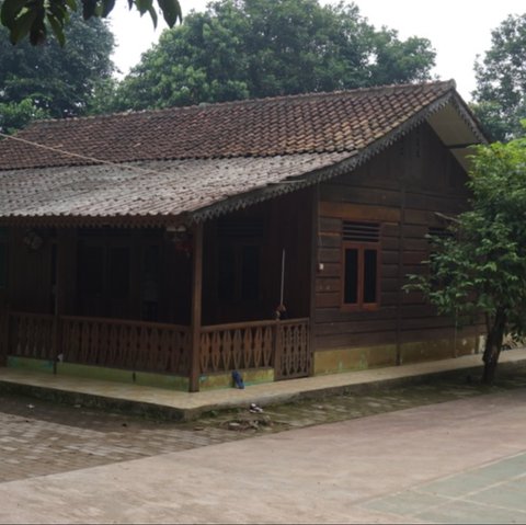 Melihat Tradisi Pindahan Rumah Ala Orang Betawi Tempo Dulu, Wajib Lihat Cermin Sebelum Beraktivitas di Luar