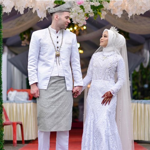 Viral Kisah Cinta Wanita Indonesia Nikah dengan Bule Amerika, Berawal dari Gagal Masuk Kampus Impian