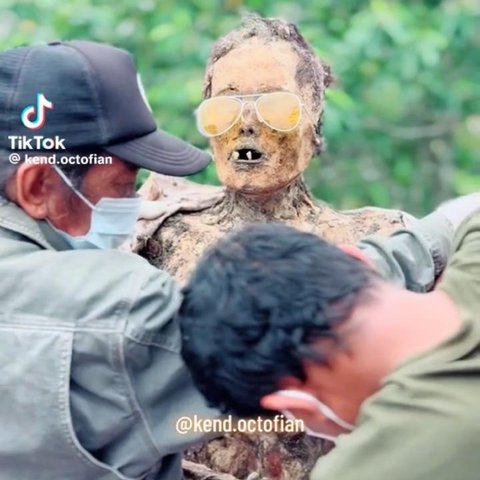 Kembali Digelar, Begini Ritual Ma’nene di Toraja yang Curi Perhatian