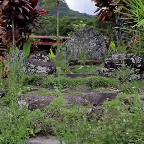 Ternyata Dusun Terpencil di Dekat Makassar Ini Jadi Titik Tengah Indonesia, Terdapat Lubang Khusus yang Dikelilingi Batu