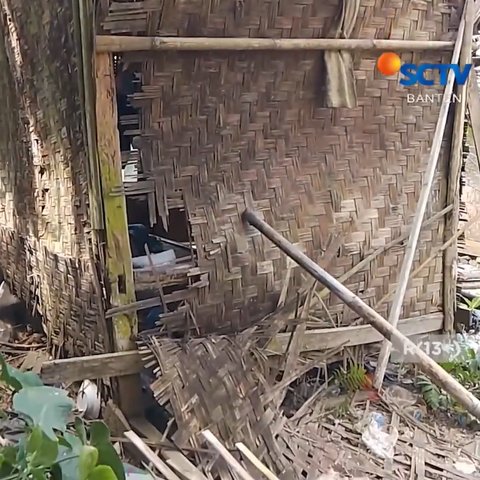 Kisah Pilu Kakek Sanusi di Lebak yang Butuh Bantuan, Hidup Sebatang Kara di Gubuk Tak Layak dan Alami Kelumpuhan