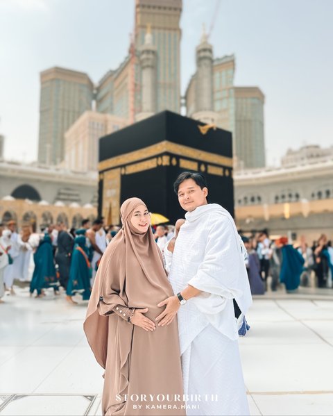 Potret Anisa Rahma Umrah di Tanah Suci saat Usia Kehamilan Menginjak 8 Bulan: Serasa Diratukan Sama Suami