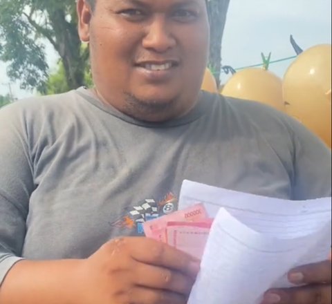 Viral Pedagang Balon Kehujanan saat Jualan, Nasibnya Kini Berujung Dapat Untung