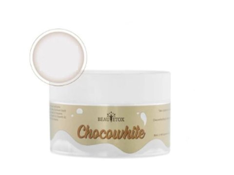 3. Beautetox Chocowhite Body Exfoliator Scrub dari Liquina Innovation International