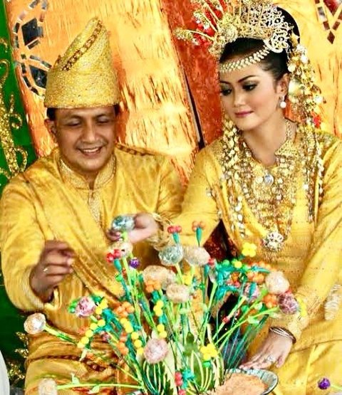 Potret Bella Saphira dan Suami Rayakan Momen Anniversary Pernikahan di Selandia Baru, Romantis Banget!